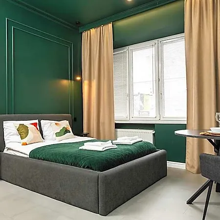 Aparthotel Riverside Old Town Jubilat - Krk For Krakau